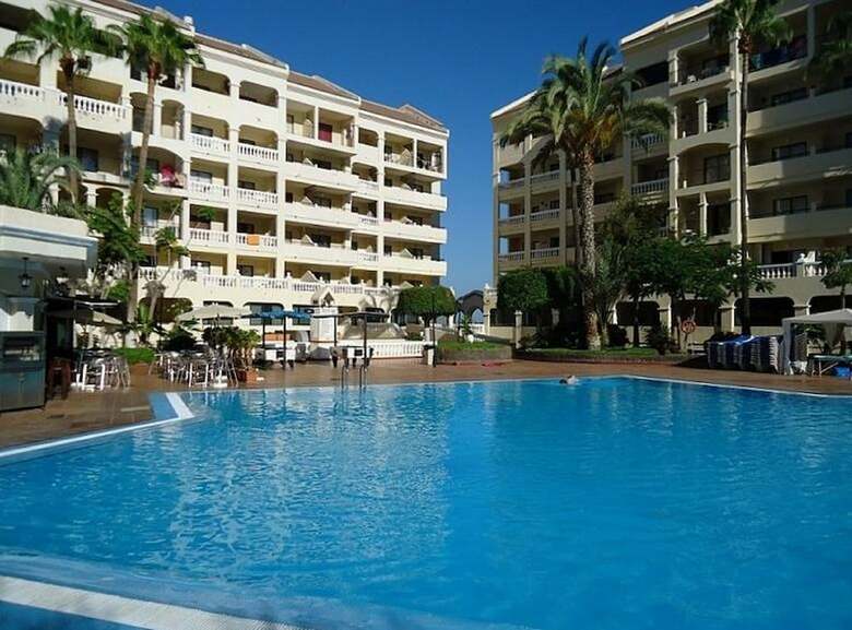 Apartamentos Estudio Castle Habour White