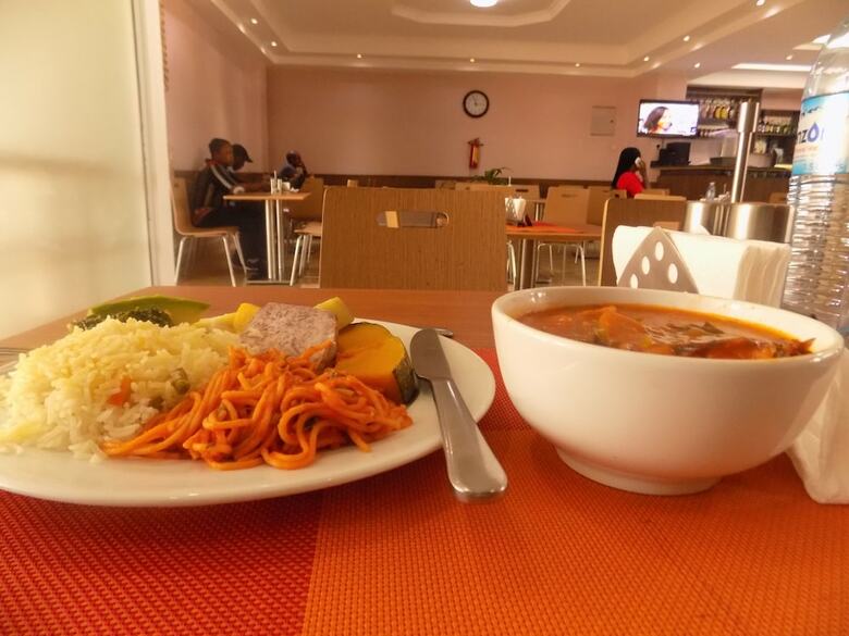 Hotel Entebbe Travelle'rs Inn
