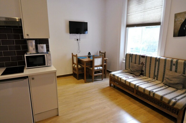 Kempsford House Apartments
