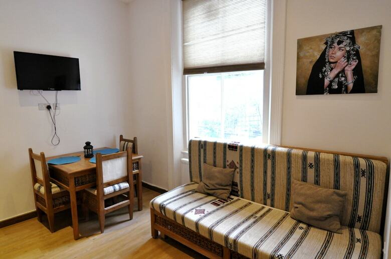 Kempsford House Apartments