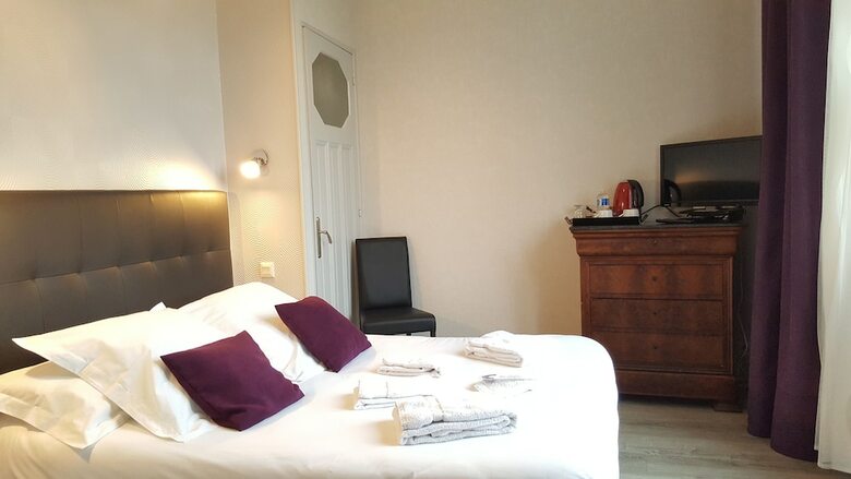 Hotel Castel Bayeux Guesthouse