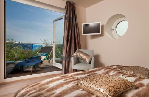 Hostal Hotel Strand Am K�nigshafen