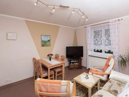 Charming Apartment In Pockau With Swimming Pool