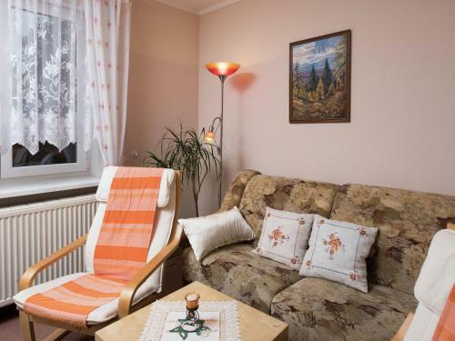 Charming Apartment In Pockau With Swimming Pool
