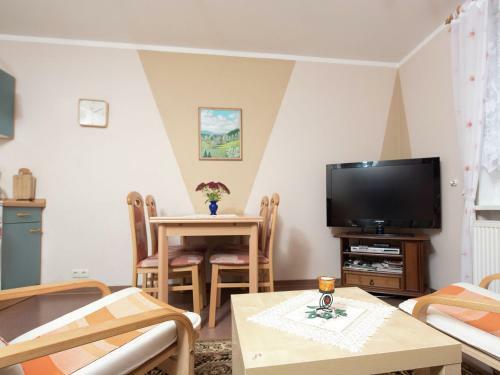 Charming Apartment In Pockau With Swimming Pool