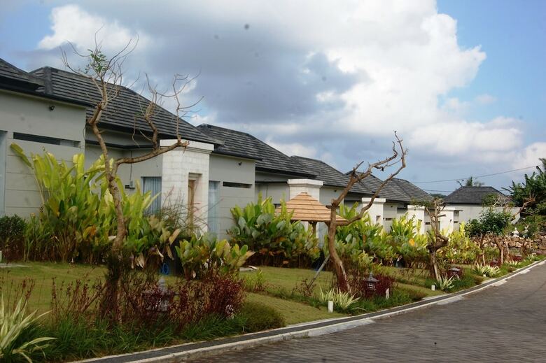 Hotel Umadhatu Village & Outbound Resort