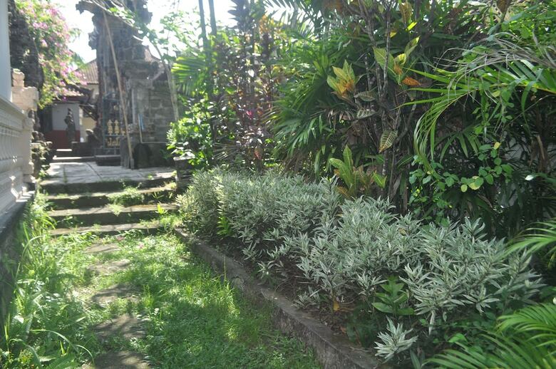 Dewi Sinta Hotel And Restaurant
