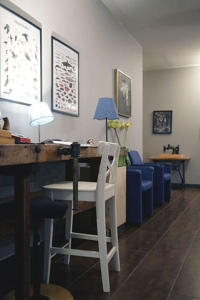 Hostal Teh�si� Hostel