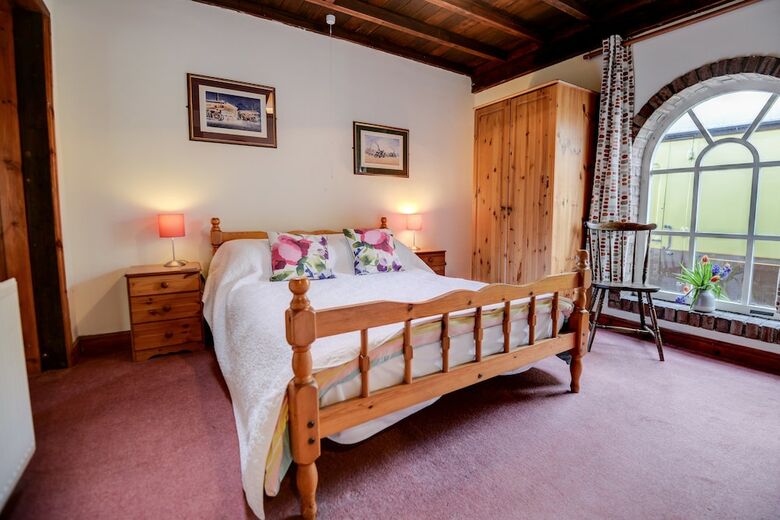 Holiday Cottages And North Star Apartment