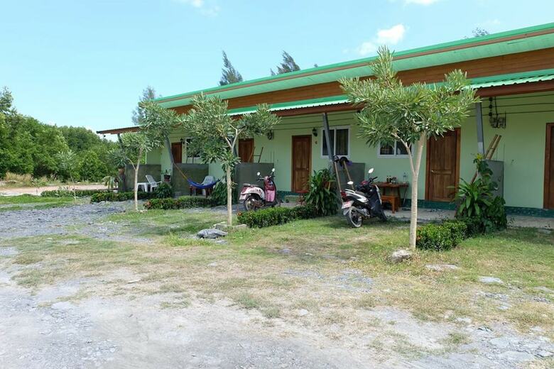 Hotel Woodpoint T&b House