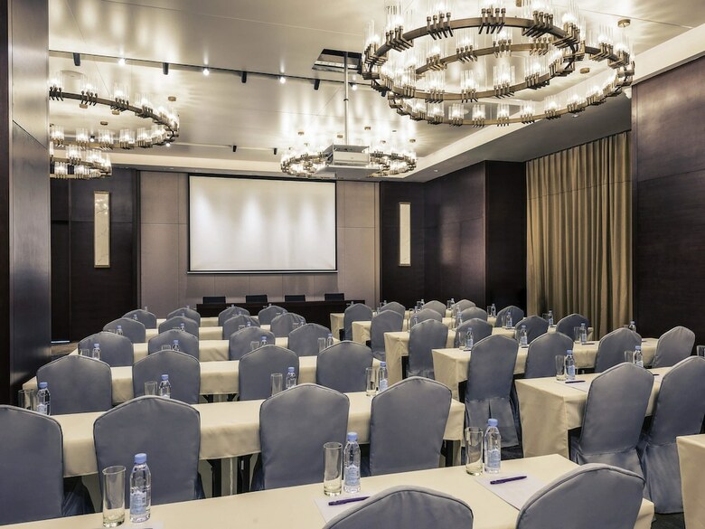 Hotel Mercure Yantai Golden Beach