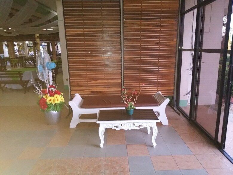 Hotel Endielina's Inland Resort