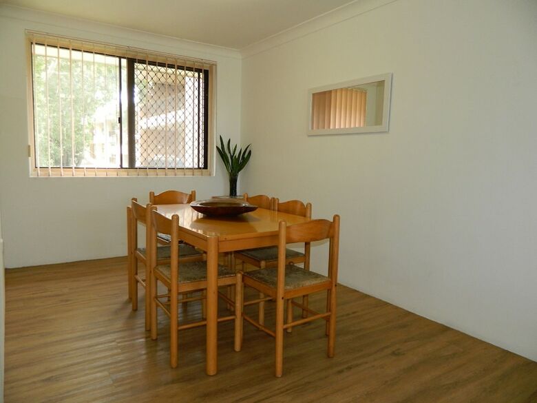 26 Wallis View - Opposite The Lake - 3 Bedroom Apartment