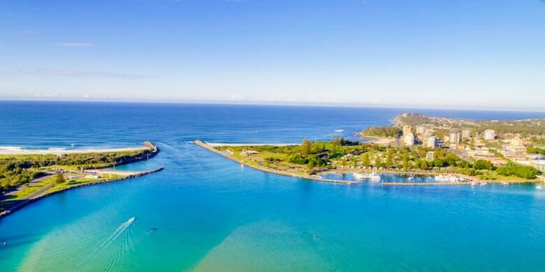 26 Wallis View - Opposite The Lake - 3 Bedroom Apartment