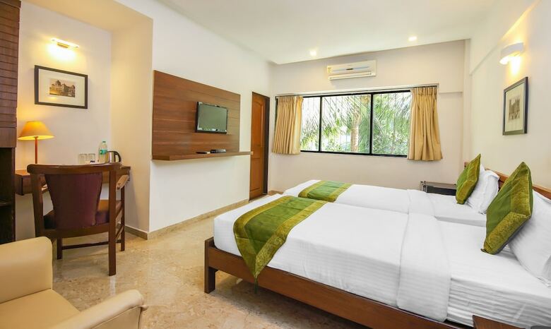 Hotel Treebo Swamini Niwas