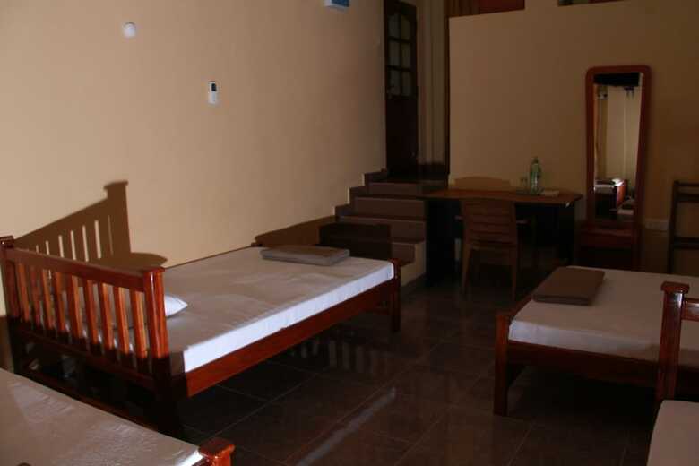 Hotel Anura Guest Inn
