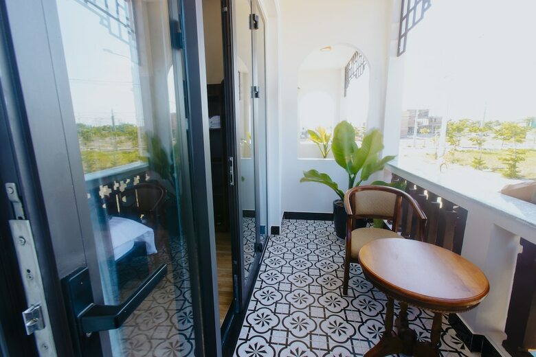 Hotel Home River Villa