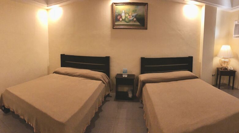 King's Royale Hotel And Resort