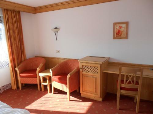 Hostal G�stehaus Wei�es R�ssl
