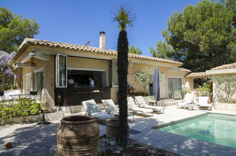 Bed & Breakfast L?�l�phant De Vaugines