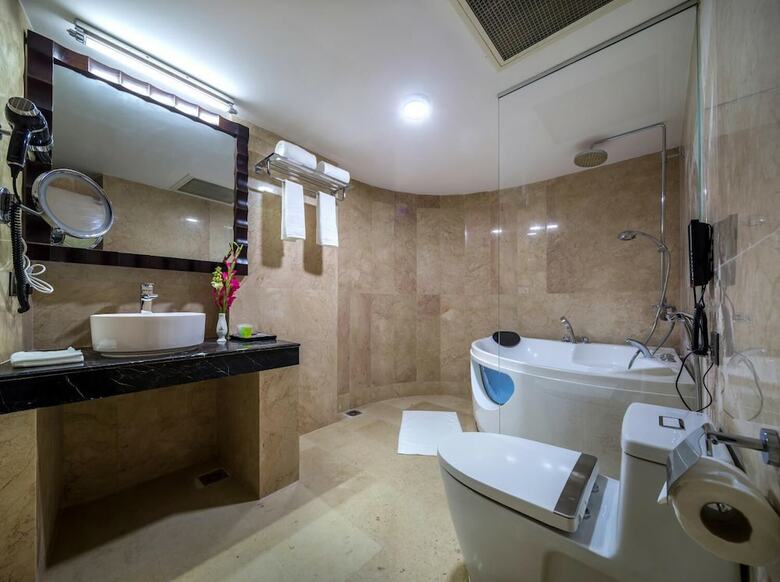 Grand Palace Hotel & Resort's Rangpur