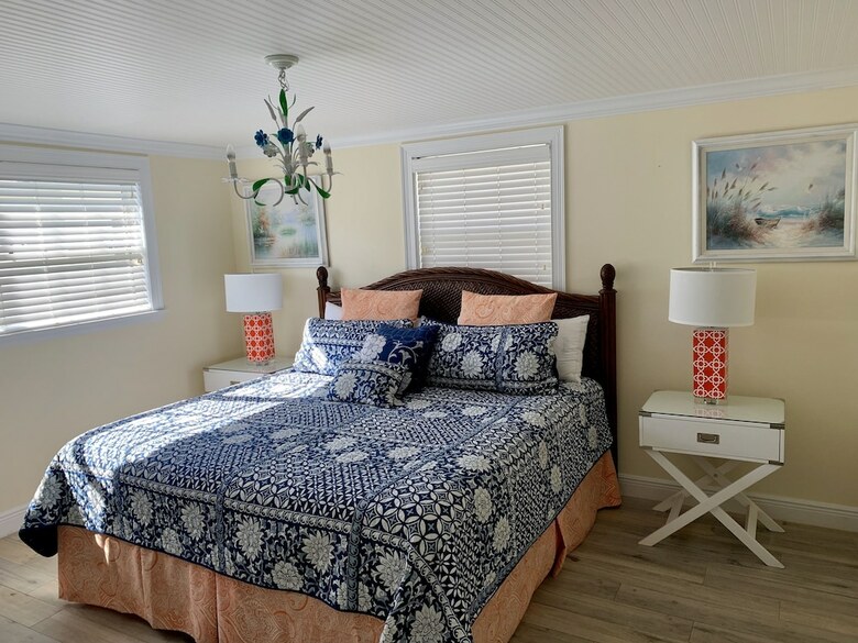 Island House Beach Resort