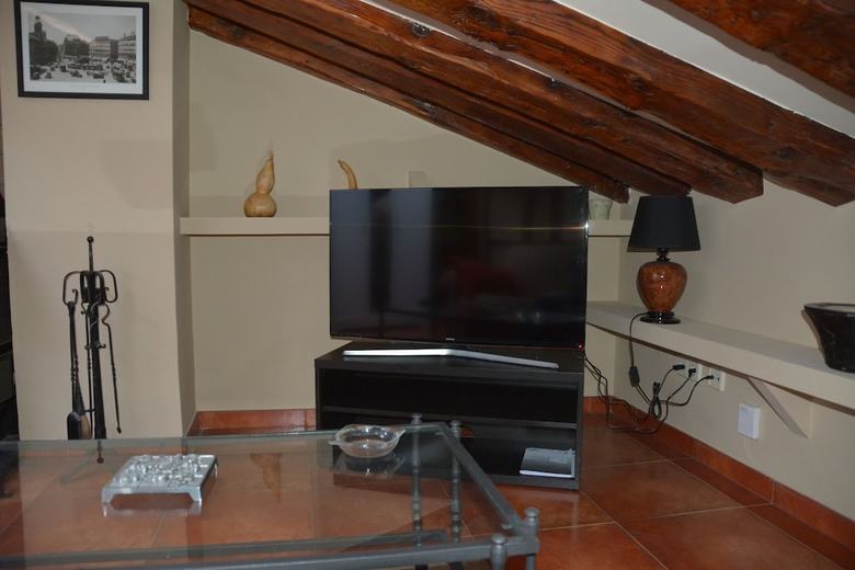 Apartamentos Puerta Del Sol Downtown