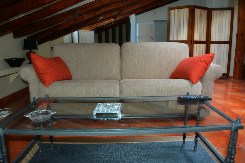 Apartamentos Puerta Del Sol Downtown