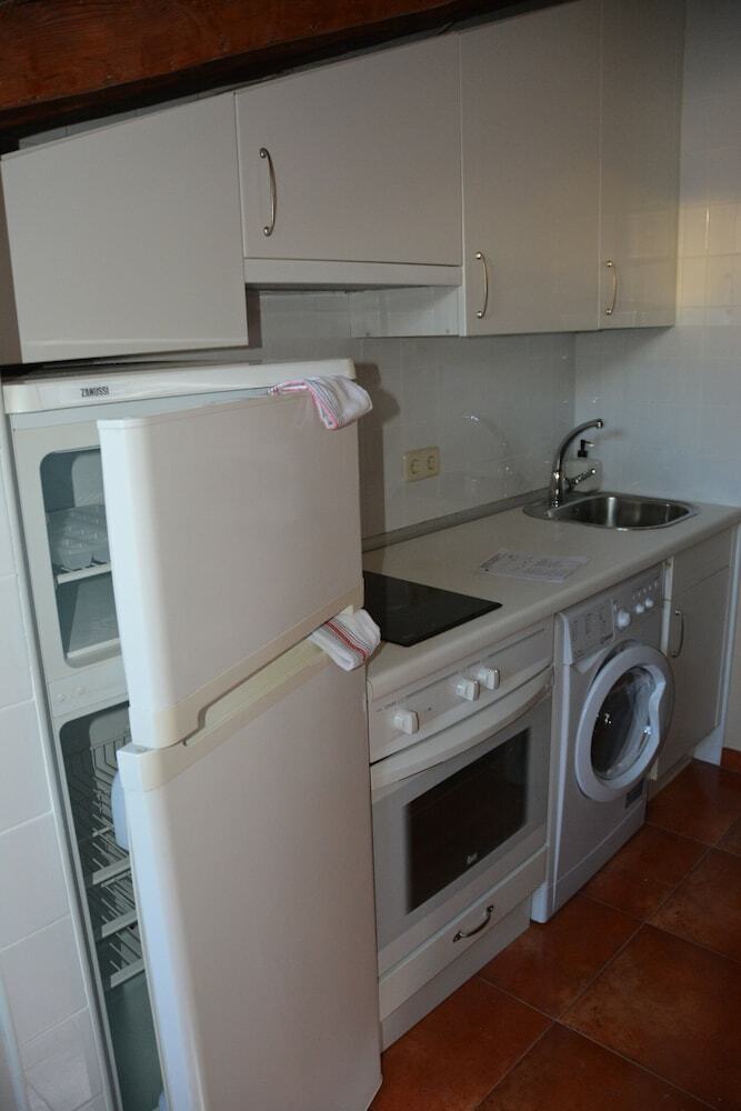 Apartamentos Puerta Del Sol Downtown