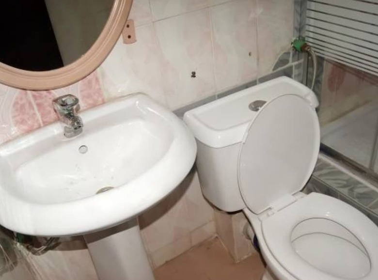 Roneks Royal Hotel & Suites