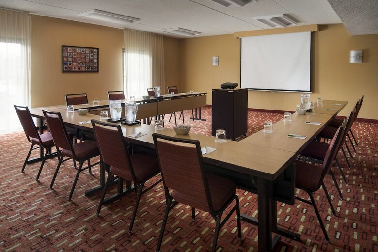 Hotel Courtyard By Marriott Chicago Lincolnshire