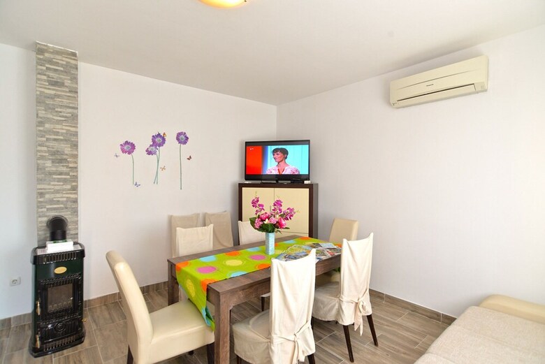 Apartment Vili 351