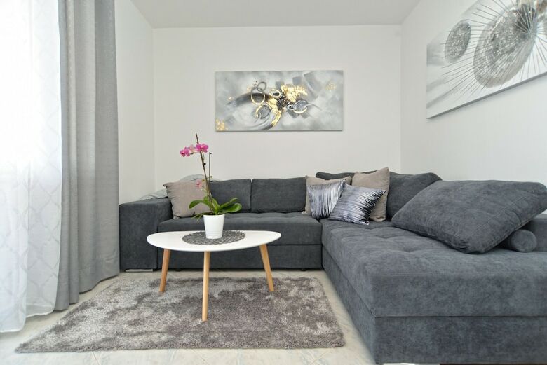 Apartments Margareta 742