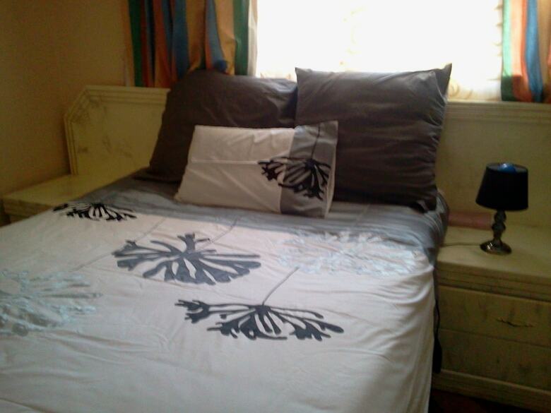 Hostal Naledi Backpackers