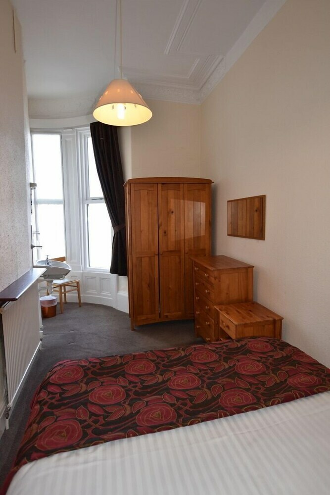 Marlborough Seafront Holiday Apartments