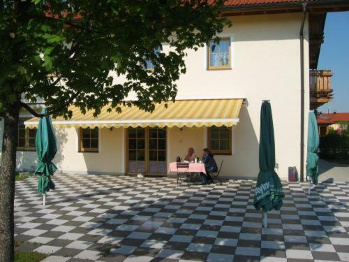 Hostal Pension Demmel
