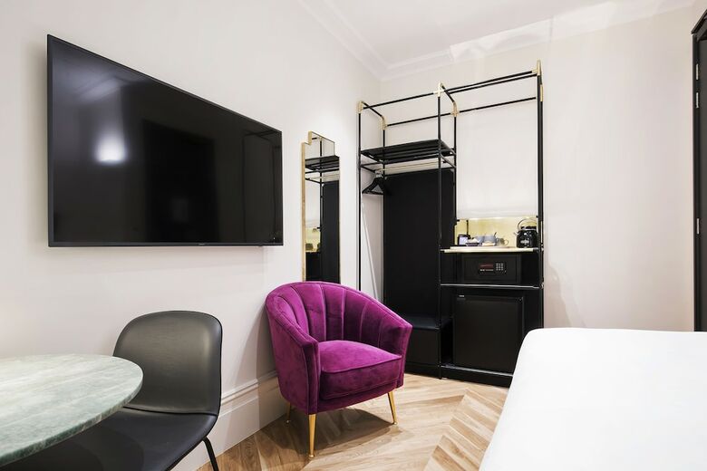 Little Albion, A Crystalbrook Collection Boutique Hotel