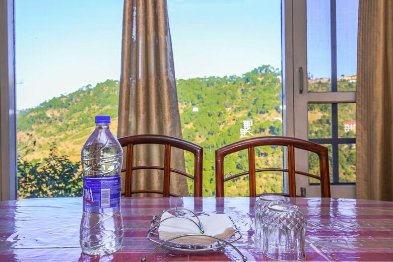 Oyo 12187 Home Luxury Studio Kasauli