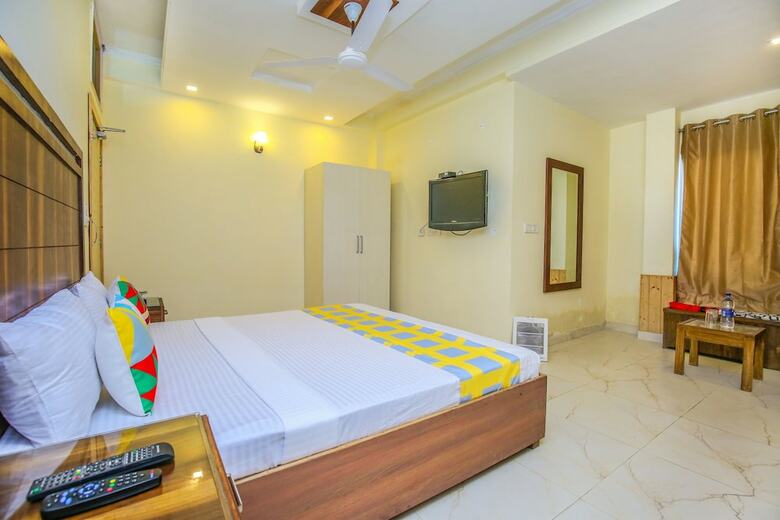 Oyo 12187 Home Luxury Studio Kasauli