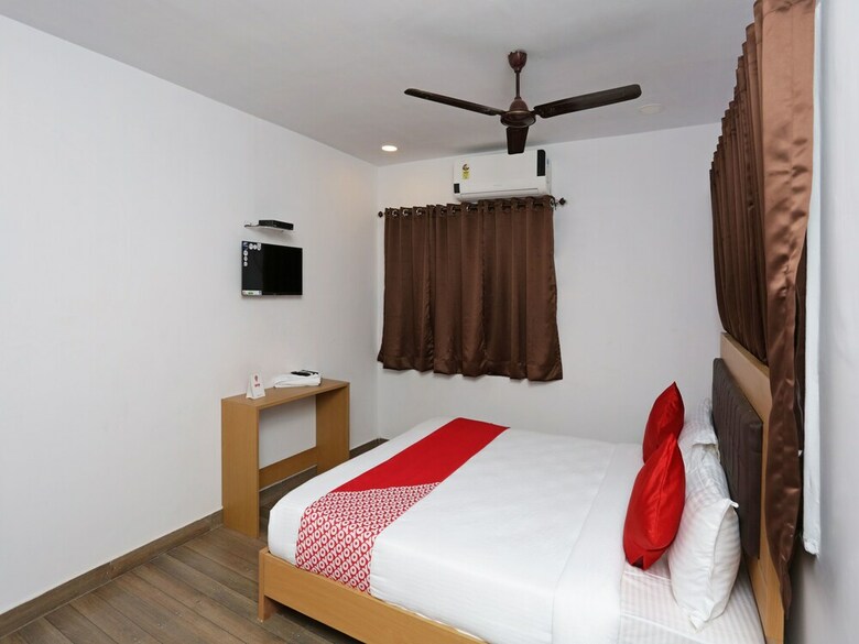 Hotel Oyo 11965 Krishna Guest House