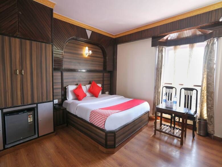 Hotel Oyo 12815 Hs Ram Bazar