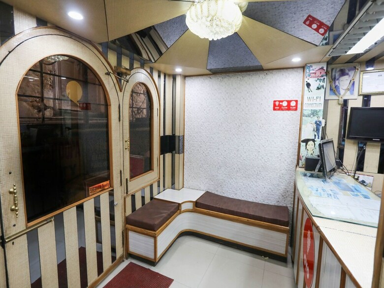 Hotel Oyo 12815 Hs Ram Bazar