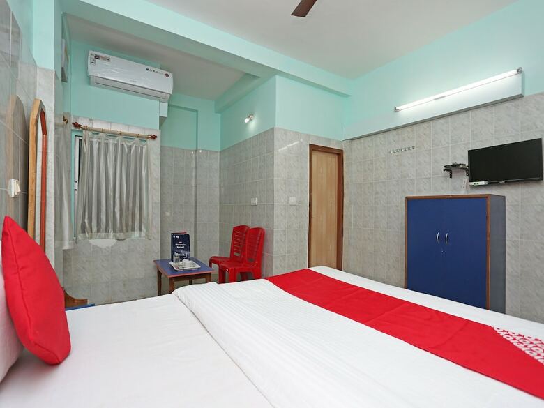 Oyo 12801 Hotel Nilamadhab