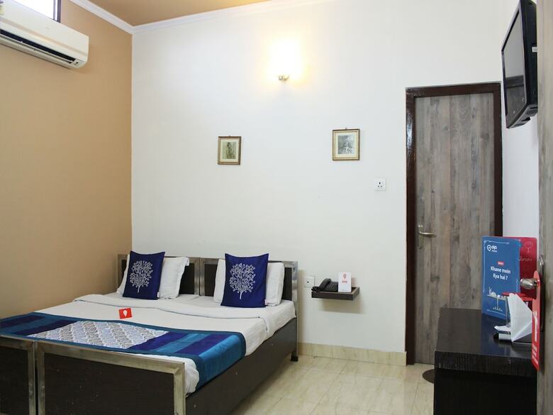 Hotel Oyo 3956 Home Stay Punjabi Handi