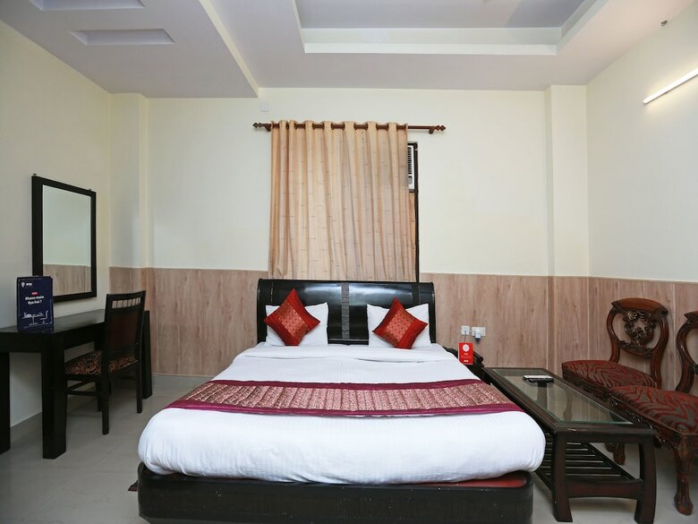 Hotel Oyo 11925 Krishna 26