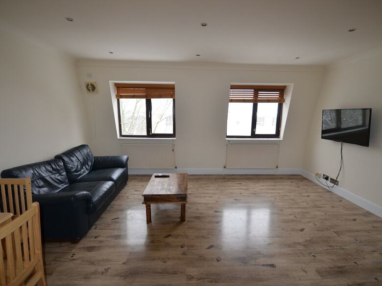 Central Comfort Serviced Apartments