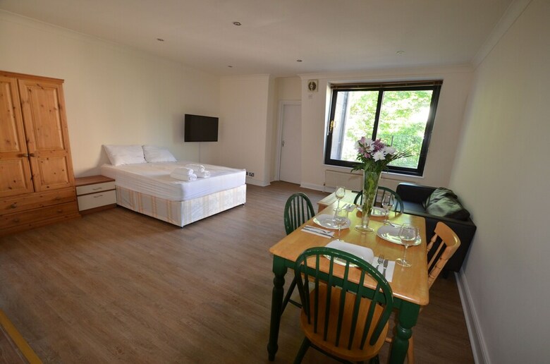 Central Comfort Serviced Apartments
