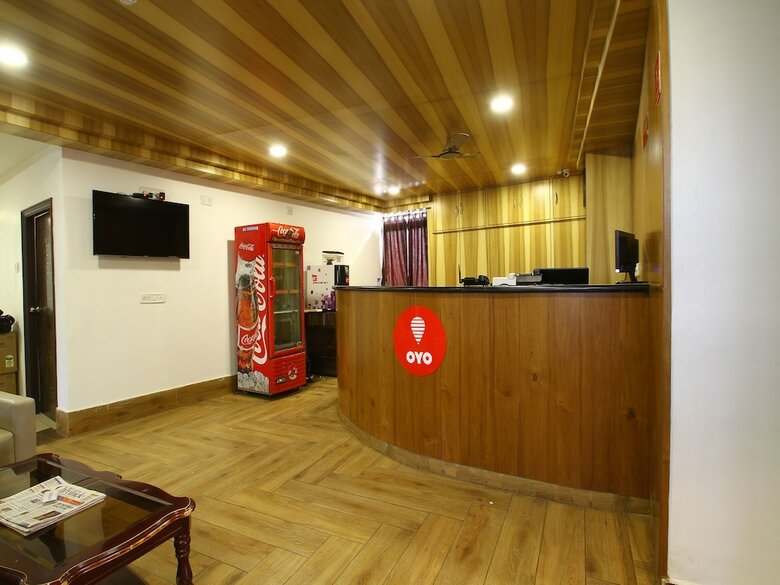 Hotel Oyo 11938 Mitra Residency