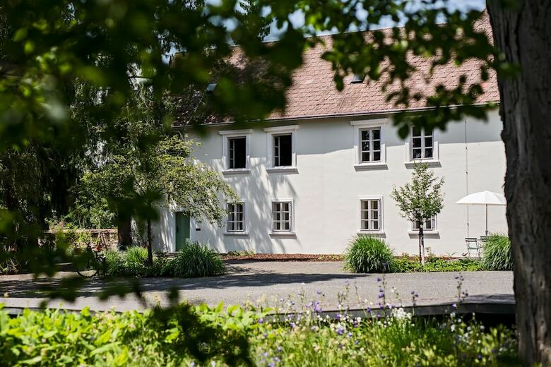 Hotel G�stehaus Zum Oberj�ger
