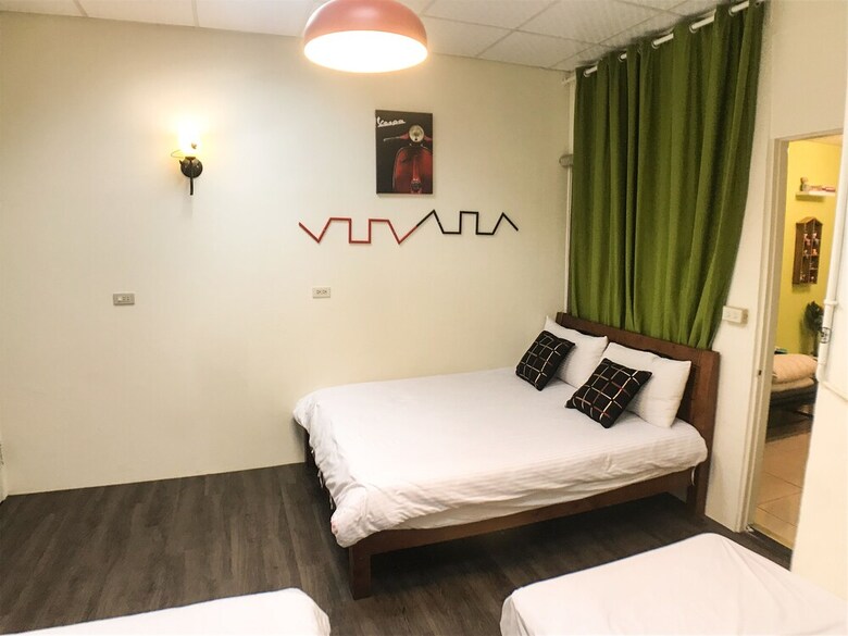 Hotel Feng Chia Europe 5